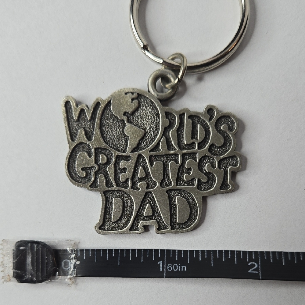 Camco World's Greatest Dad‎ Keychain Accessory, Silvertone Key Ring - Picture 5 of 5